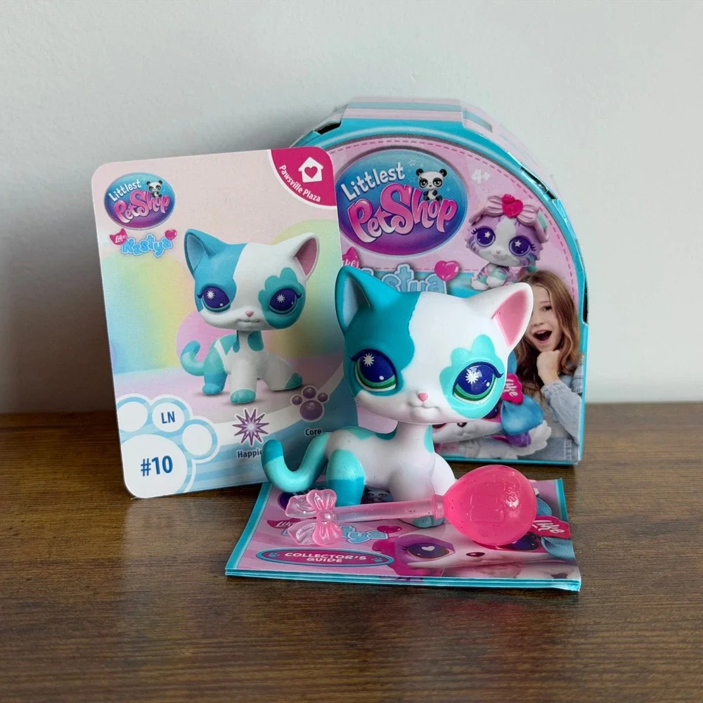 New NIB Littlest Pet Shop LPS 10 Like Nastya Shorthair Cat Blue Accessory Main 5